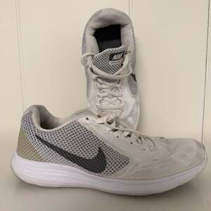 Nike Revolution 3 White and Grey Running Shoes